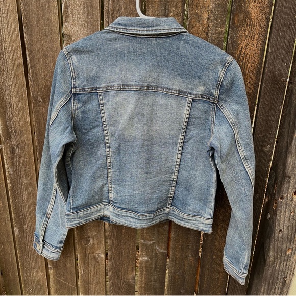 Tribal Jeans Distressed Denim Trucker Jean Jacket Sz P/S - Picture 7 of 10